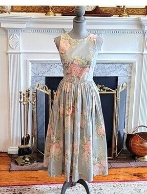 80's Bananna Republic Floral Dress